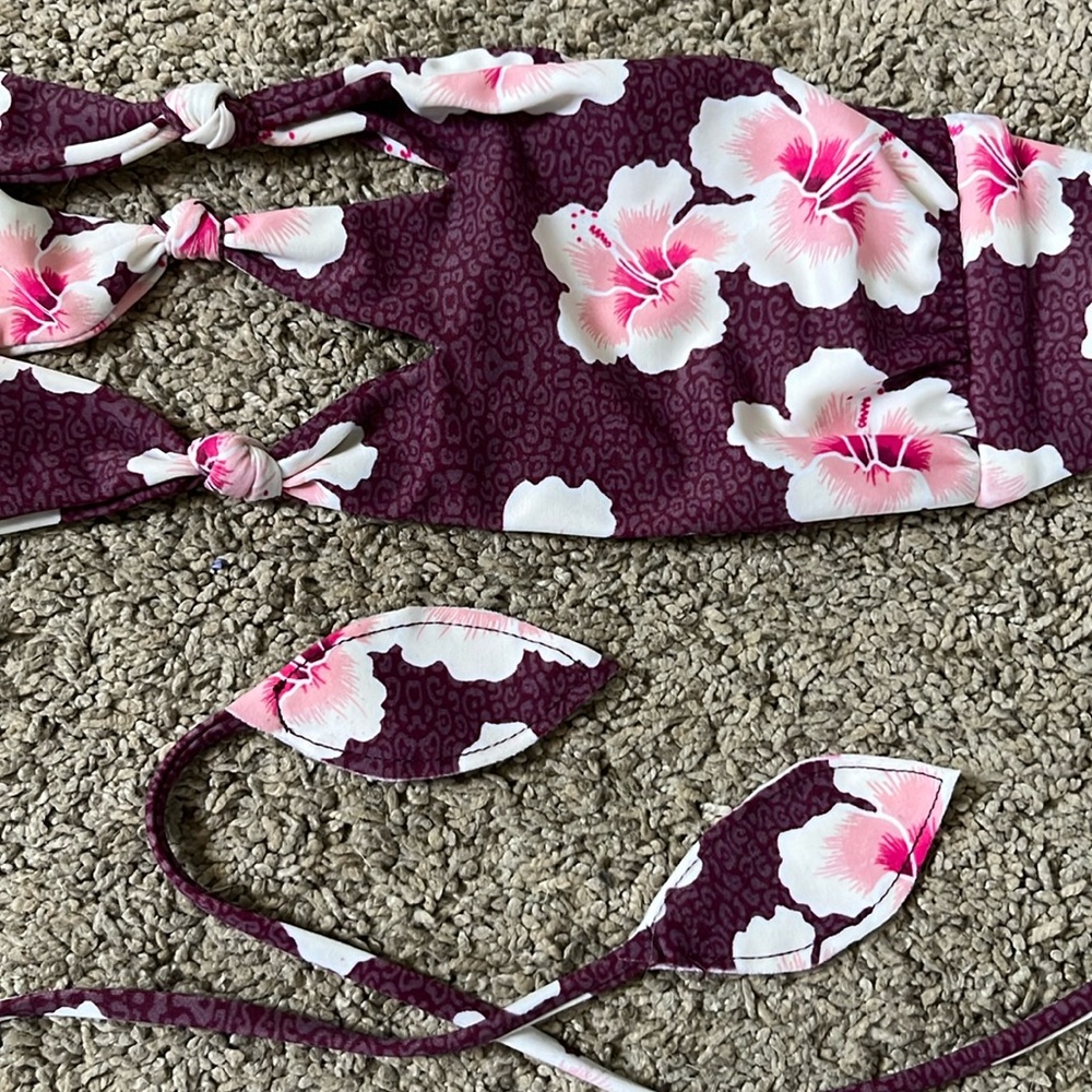 Benoa lani kayla top TRADE